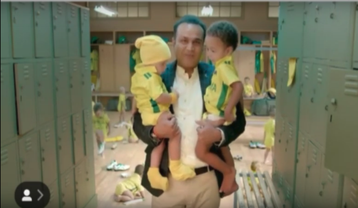 Virendra Sehwag, after taking 'sanyas' from cricket, turns babysitter for Australian team; video goes viral