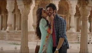 Photo song from Luka Chuppi out; Sorry guys Kartik Aaryan and Kriti Sanon but do you have anything original?