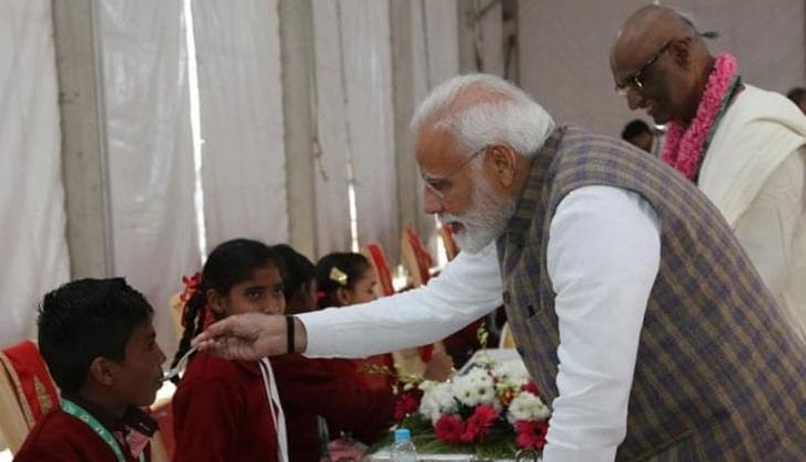 PM Modi left stunned after the reply of a young girl due to his late arrival at Vrindavan; see video