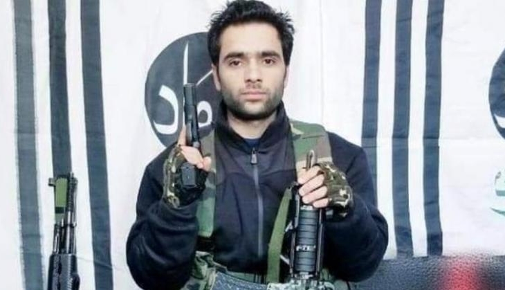 Adil dar