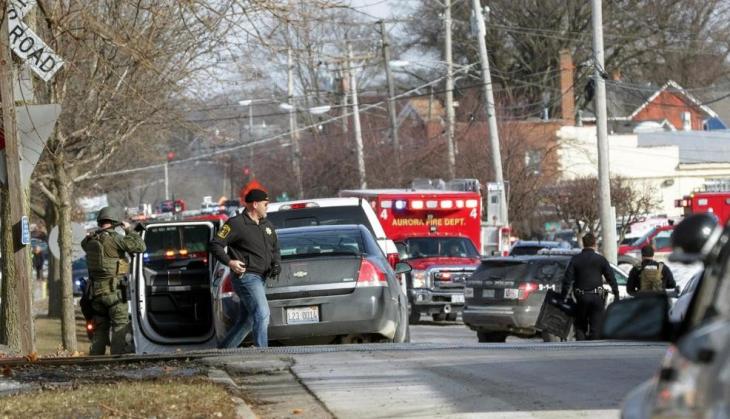 Shootout wounds five bystanders near New Orleans tourism area