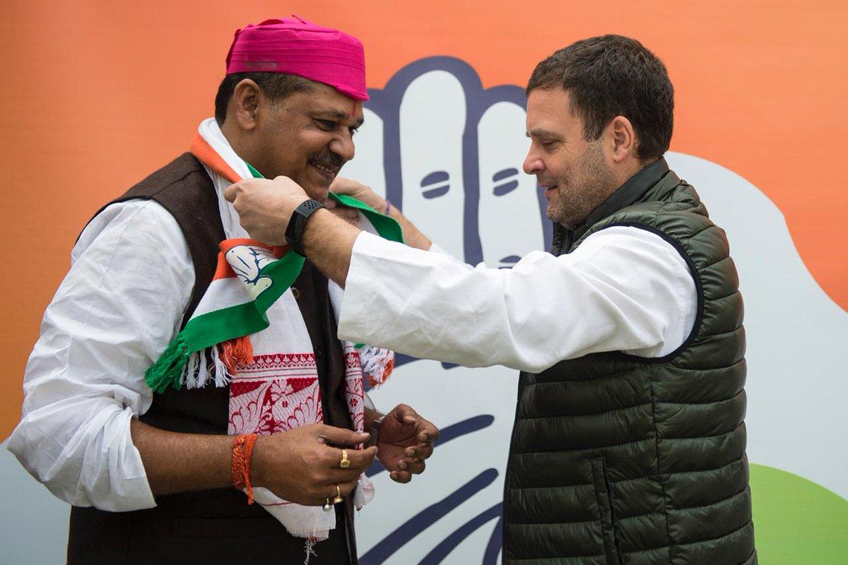 Suspended BJP leader Kirti Azad joins Congress in presence of Rahul Gandhi