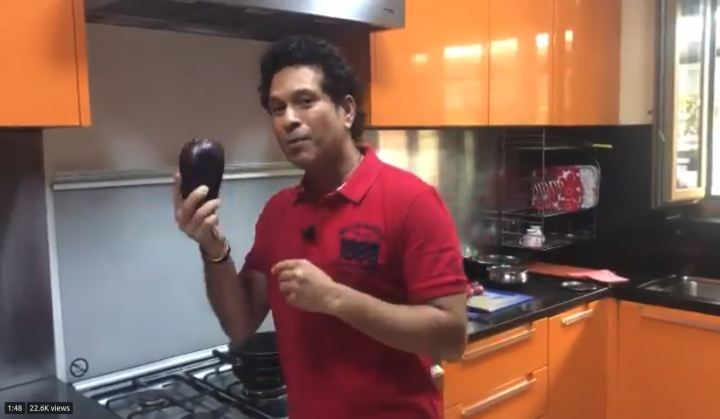Here's how Sachin Tendulkar celebrated Women's Day with his mother and wife