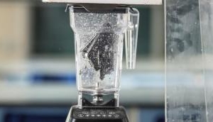 When scientists put ‘smartphone’ in blender, what happens next is hard to believe; see video
