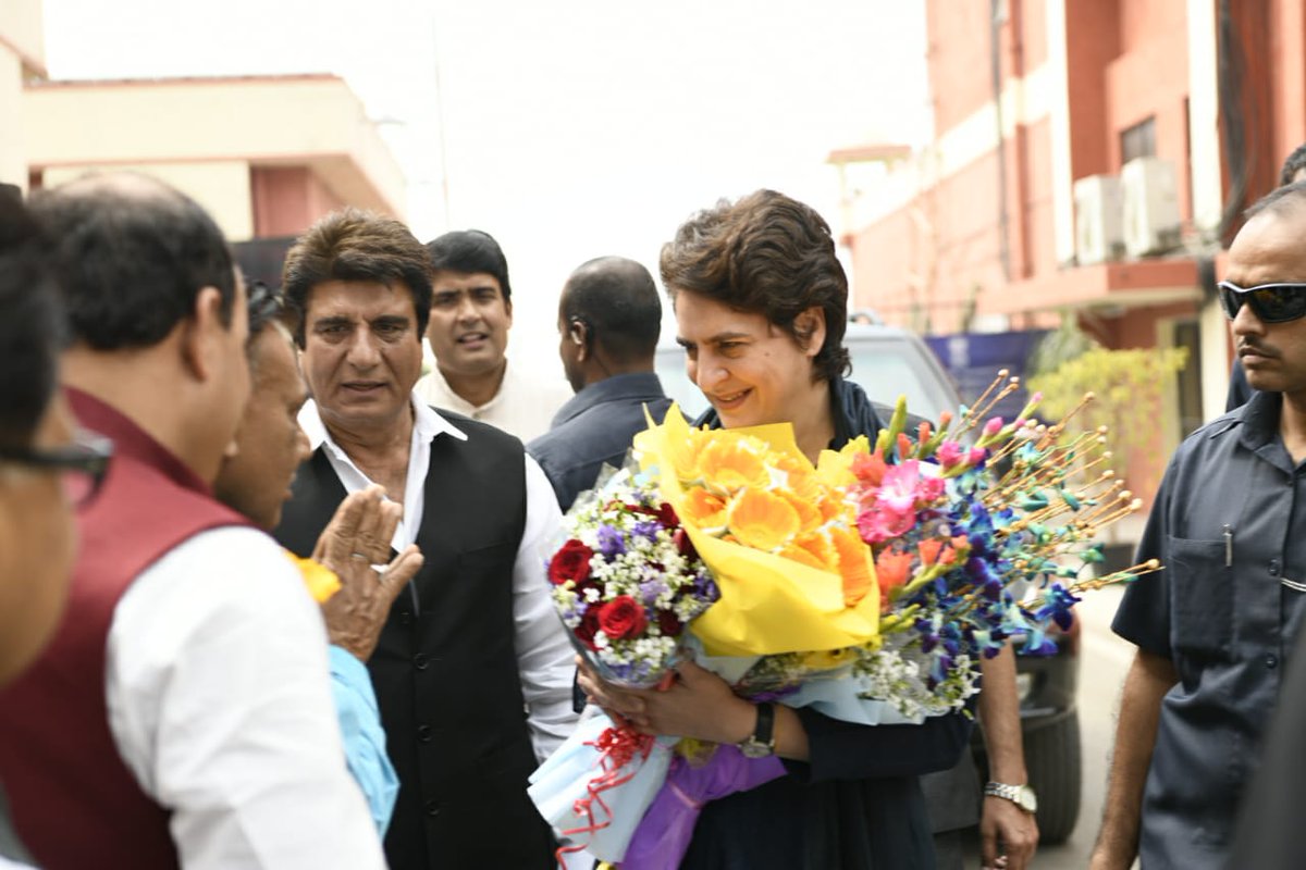 Priyanka Gandhi to kick start 'Boat' campaign in UP, PM Modi's Varanasi is last stop