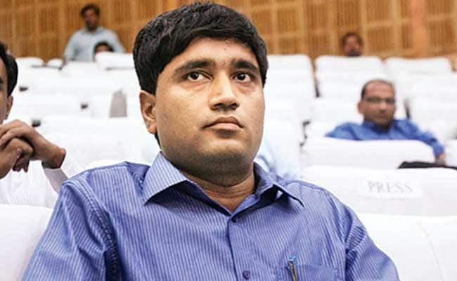 Pulwama Terror Attack: Whistleblower Sanjiv Chaturvedi leaves arbitration fee for victims families
