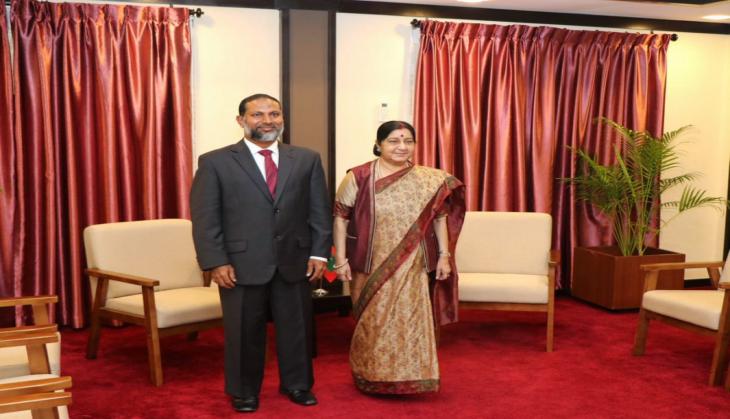 Sushma Swaraj meets Maldivian Home Minister Imran Abdulla, discusses bilateral ties