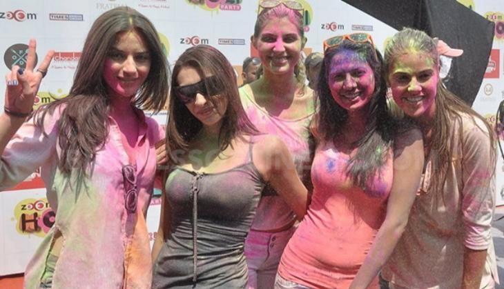 holi