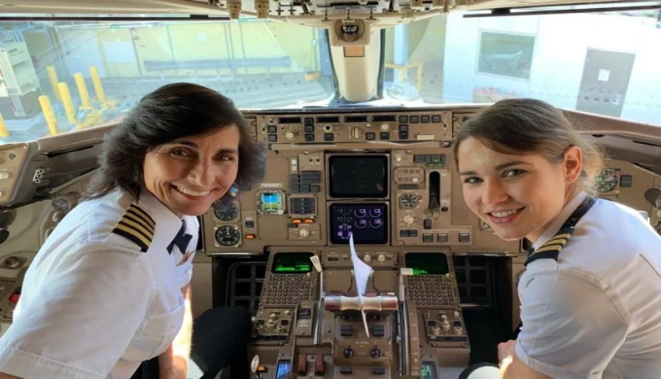 women pilot