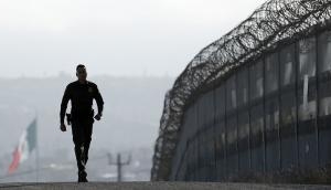 Pentagon authorizes USD 1 bn for President Trump's US-Mexico border wall