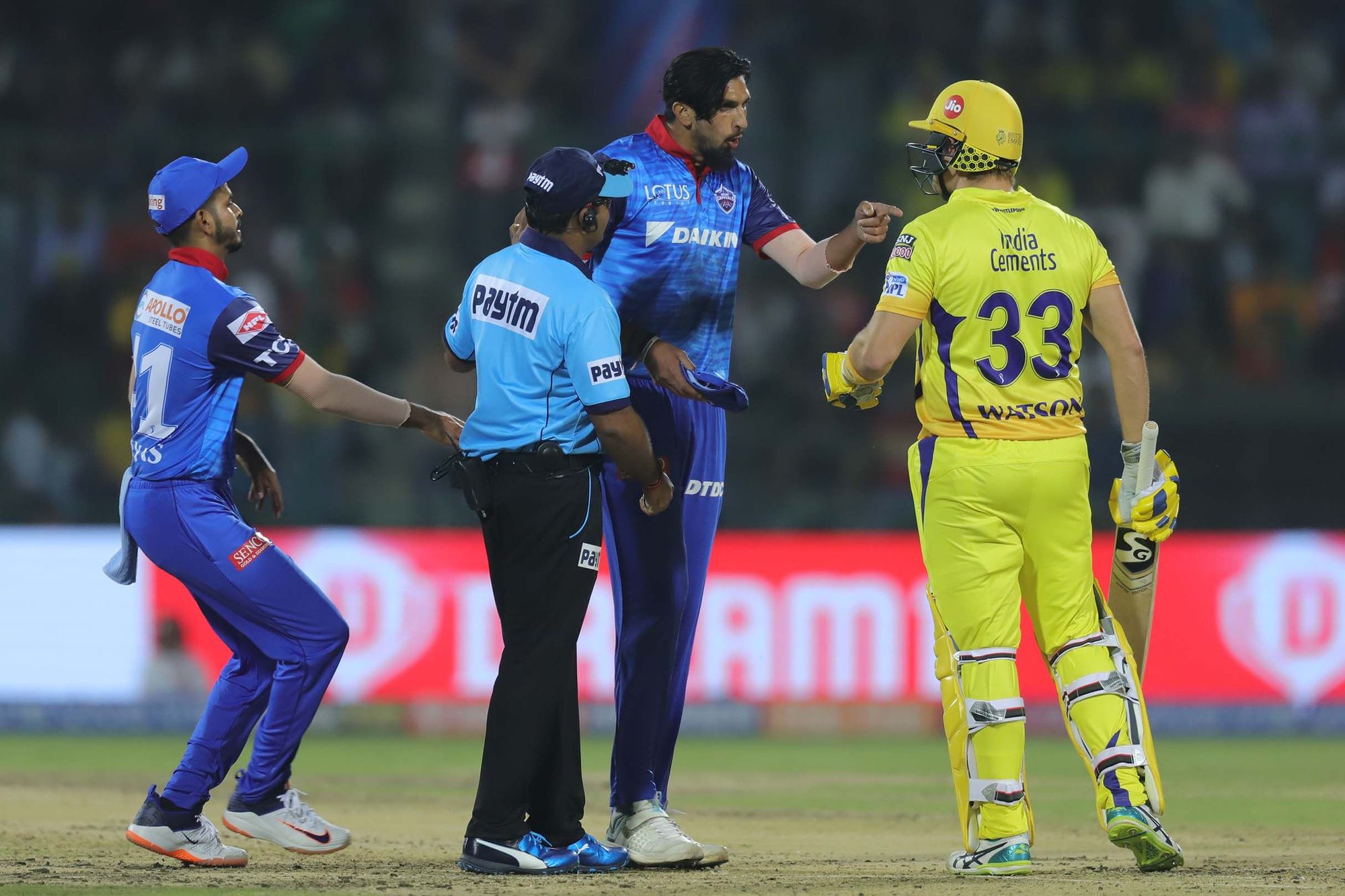 Video: Heated argument between Ishant Sharma and Shane Watson during Delhi, Chennai IPL match