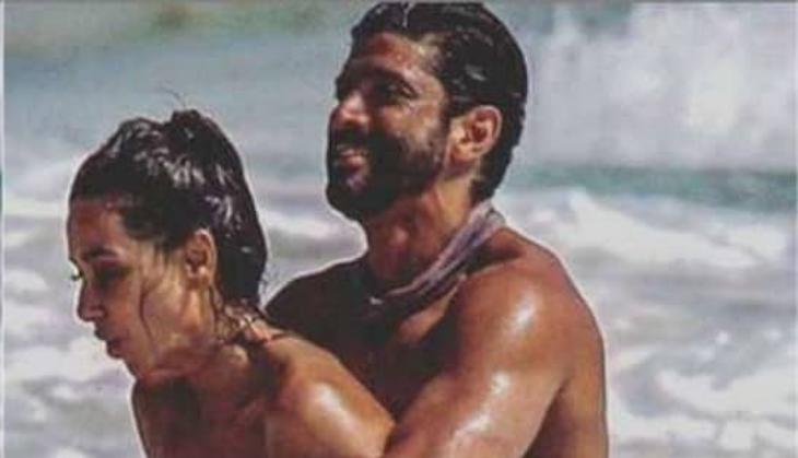 Shibani Dandekar and Farhan Akhtar set the internet on fire with their hot shot beach romance; pics inside