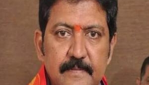 Non Bailable warrant issued against TDP's Vallabhaneni Vamsi in Hyderabad