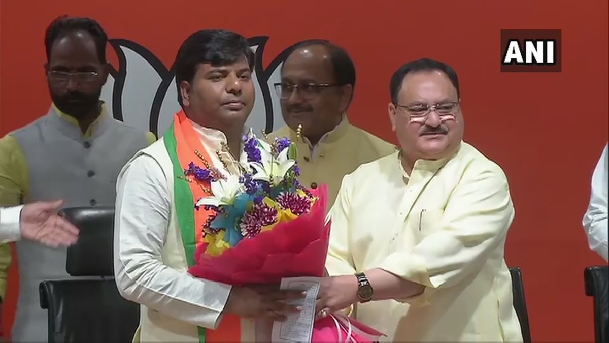 Gorakhpur MP Praveen Nishad joins BJP, Nishad Party to support BJP in upcoming polls