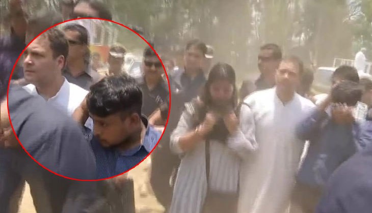 Wayanad: Rahul Gandhi, Priyanka Gandhi helps 3 Journalists injured in roadshow