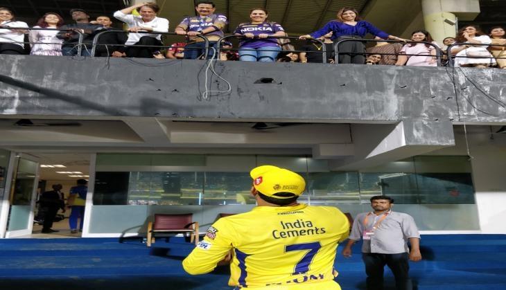 Dhoni Shahrukh and sakshi