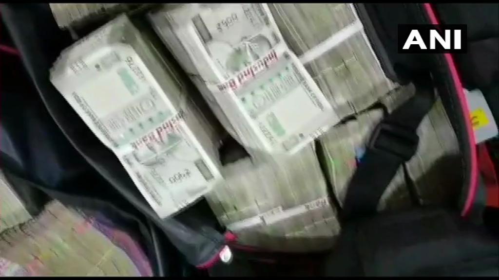 Lokayukta team raids premises of IDA sub-engineer, recovers Rs 35.65 lakh in Madhya Pradesh