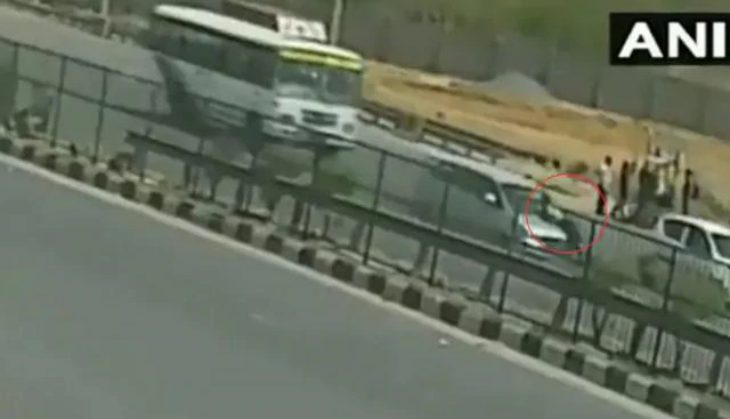 'Even Police doesn't stop my car': Gurugram toll booth staff dragged on car bonnet for 8 km, video goes viral