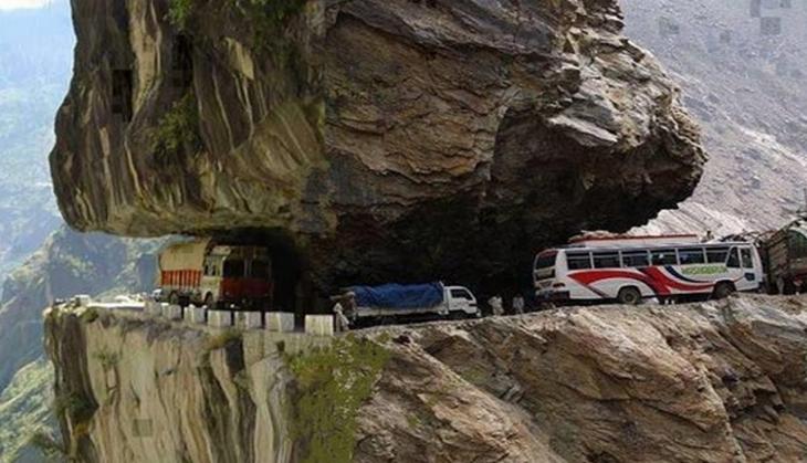 Have you seen this thrilling bus ride passing through the scary terrains of Himalayas? Here the hair-raising video