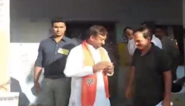 BJP MP Bhola Singh put under 'house arrest' for 24 hours by Election Commission