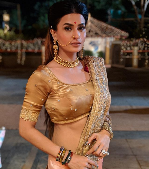 Naagin 3: OMG! Pavitra Punia aka Paulomi is too hot to handle in her