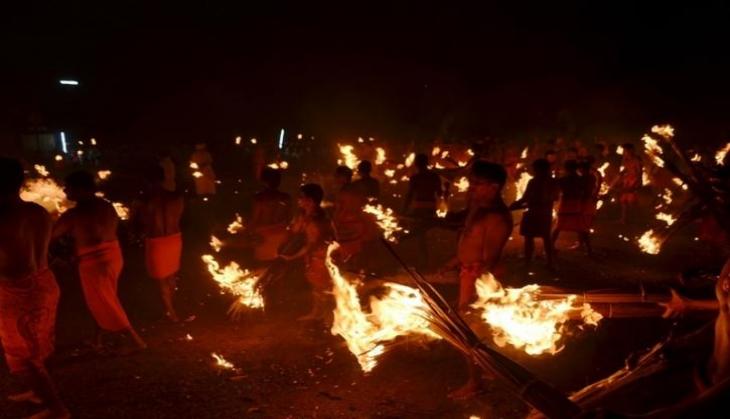 'Agni Kheli' Festival: Devotees throw fire at each other at Karnataka temple