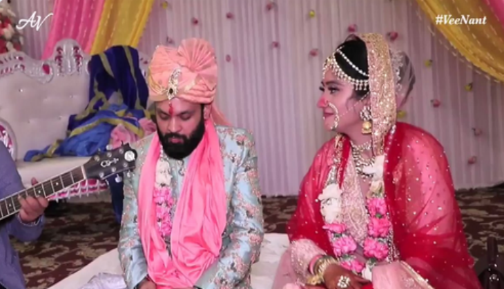 This Mumbai newlywed couple sets Internet on fire with their adorable singing and chemistry; video goes viral