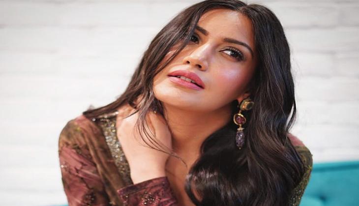 Ishqbaaaz: Anika aka Surbhi Chandna is in love; know who the lucky one is