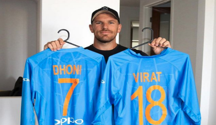 Aaron Finch has a special message for Virat Kohli and MS Dhoni's loving gesture