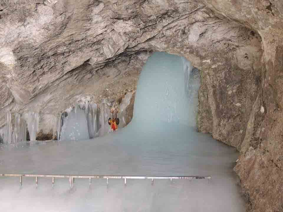 Jammu-Kashmir: Amarnath pilgrim injured as rock hits his vehicle