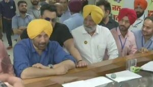 Lok Sabha Election 2019: BJP's Sunny Deol files nomination from Gurdaspur