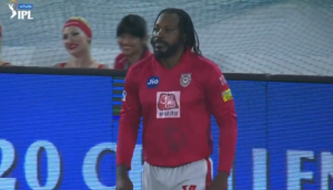 Watch: Chris Gayle hits a four against his own team, cheerleaders burst into laughter