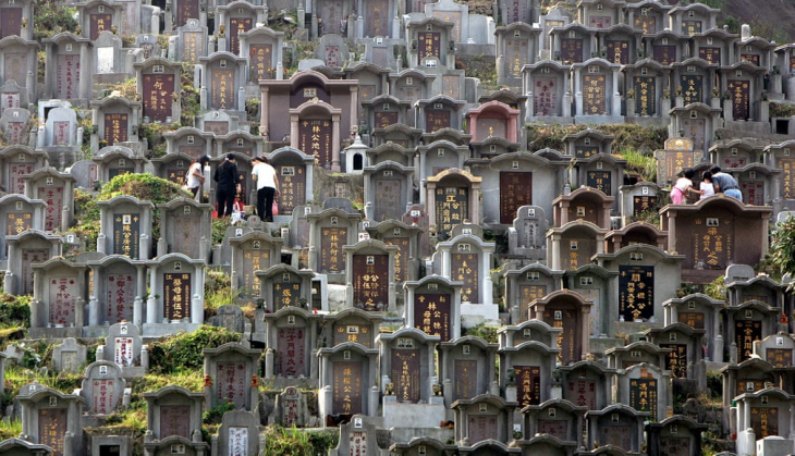 Hong Kong Graveyard