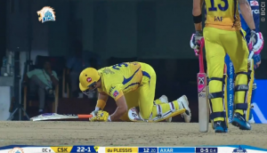 Video: Suresh Raina hits a 'falling shot' that went for a boundary, fielders keep watching