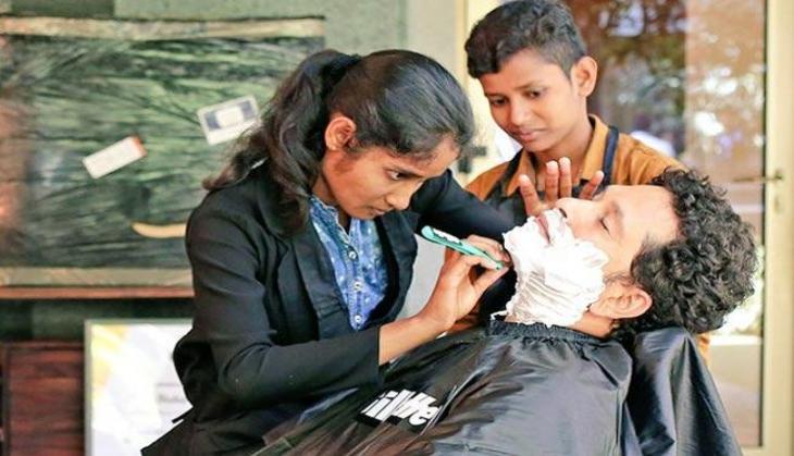 Sachin Tendulkar's unique record is shattered; 'God of Cricket' met 'barbershop girls' and did this