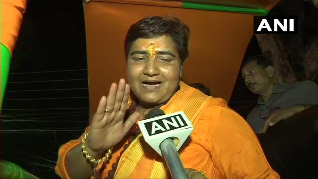 EC issues notice to Sadhvi Pragya Thakur over 'campaigning despite 72 hour ban'