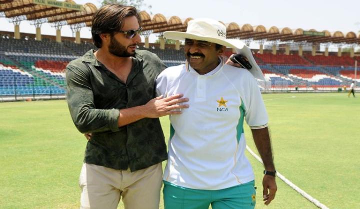 Legendary Pakistan batsman Javed Miandad slams Shahid Afridi's autobiography
