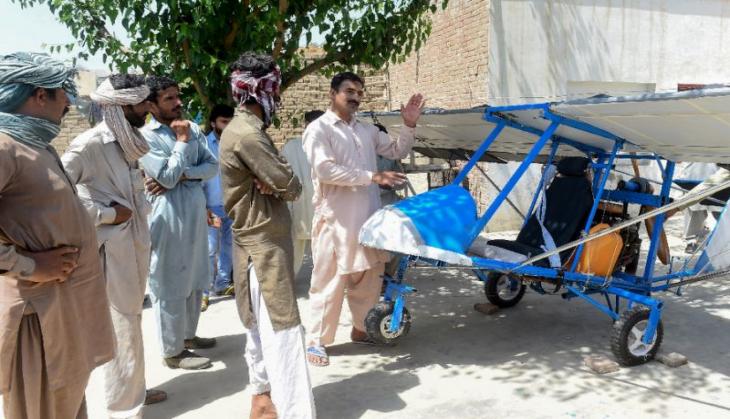 Pakistani Popcorn seller catches Air Force’s attention; builds mini plane, sets internet on ablaze