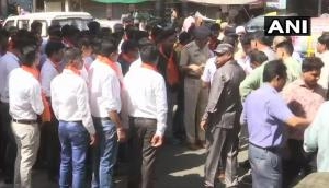 Police personnel at Digvijaya Singh's roadshow 'forced' to wear saffron scarves