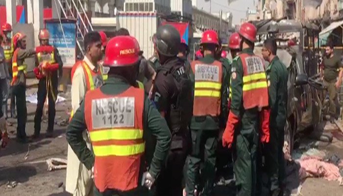 Pakistan: Eight killed in massive blast at Sufi shrine 'Data Darbar' in Lahore, 24 injured