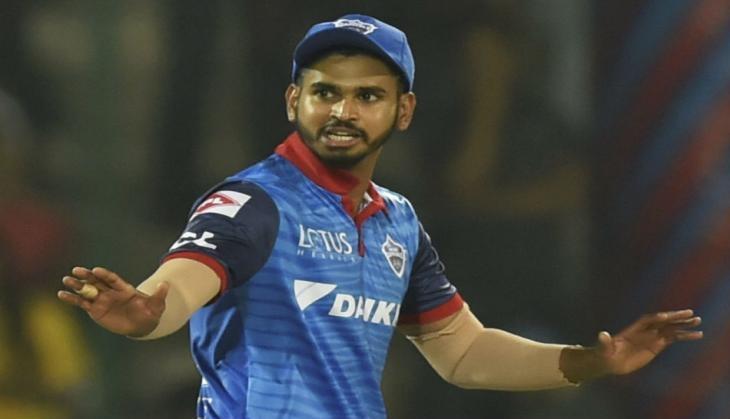 shreyas iyer did hilarious mistake during toss against Sunrisers Hyderabad