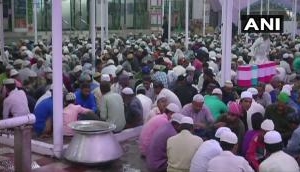 Ramzan 2019: Hindus, Muslims unite at Gujarat dargah to break fast, devotees say 'Iftar is for all'