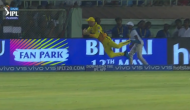 Watch: Faf du Plessis saves an unsavable boundary, MS Dhoni and team applauds