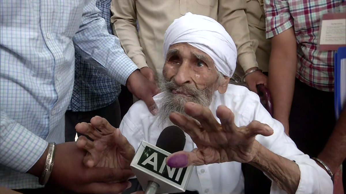 Delhi Polls: 111 year old Bachan Singh, oldest voter in Delhi casts vote