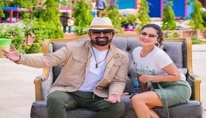 Splitsvilla 12 is coming and here’s how Sunny Leone surprised Ranvijay Singha and contestants on the second day of shoot!