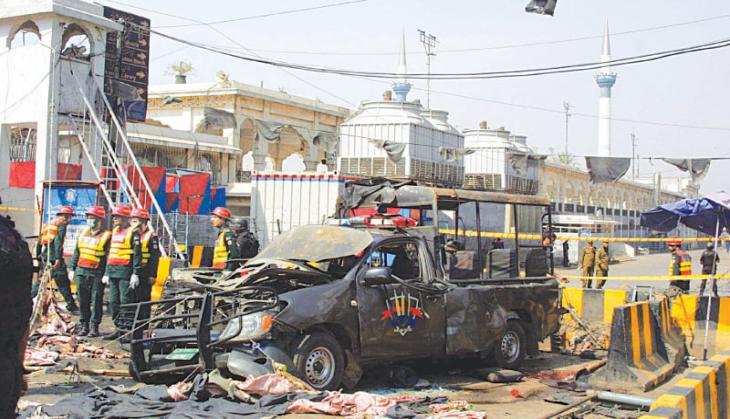 Pakistan: Death toll rises to 13 in Lahore Sufi shrine suicide attack