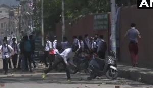 Bandipora Rape Case: Students, security forces clash in Srinagar