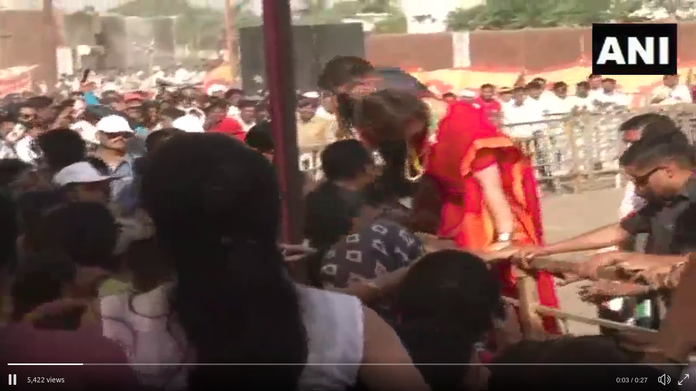 Watch: Priyanka Gandhi climbs barricade to greet supporters in Madhya Pradesh's Ratlam