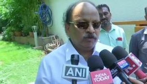 Congress' Roshan Baig calls KC Venugopal a 'buffoon', blames Siddaramaiah for collapse of Congress-JD(S) alliance in Karnataka