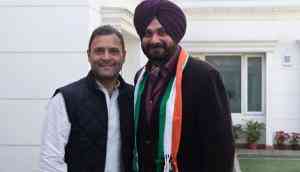 Punjab polls: Cong set to announce CM face today; will accept Rahul Gandhi's decision, tweets Sidhu